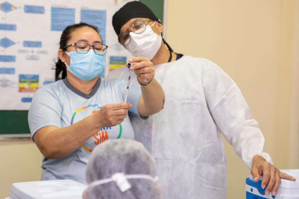 Vacinação contra Covid-19 segue em nove pontos da Prefeitura de Manaus neste sábado, 7/10