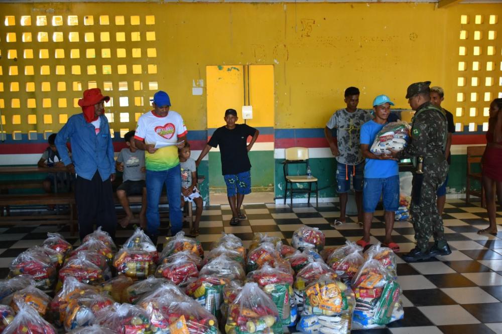 Governo do Amazonas atua no apoio logístico da ajuda humanitária para comunidades ribeirinhas de Alvarães
