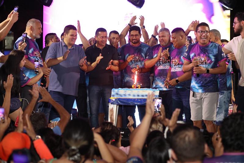 Com apoio da Prefeitura, bairro Coroado comemora 53 anos com grande festa e ação social
