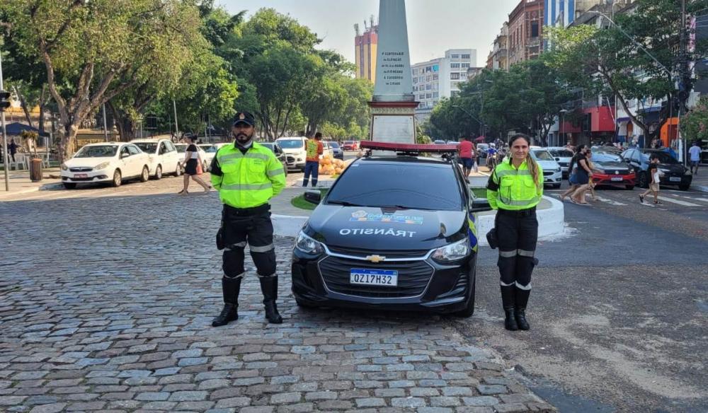 Prefeitura monitora irregularidades de estacionamento em vários pontos da cidade