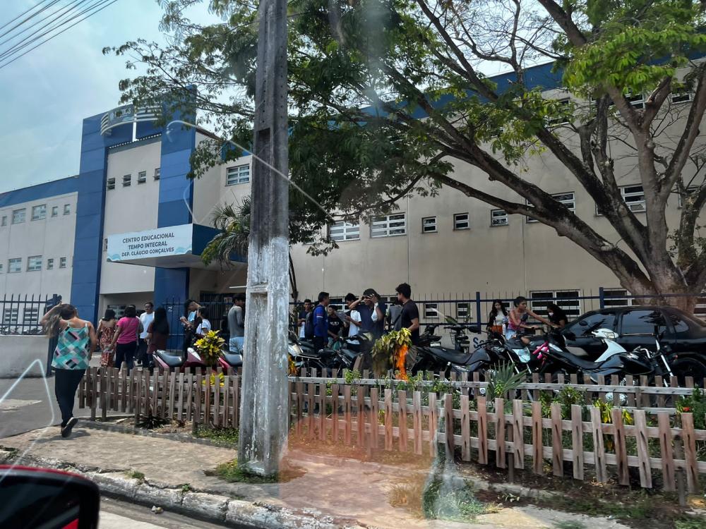 Mais de 29 mil alunos da rede estadual realizam prova do Enem neste domingo