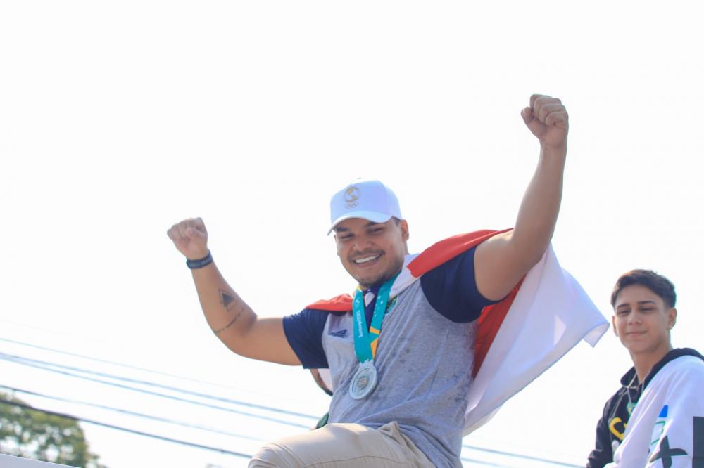 Sedel promoveu a ‘Carreata dos Campeões’ para homenagear atletas amazonenses