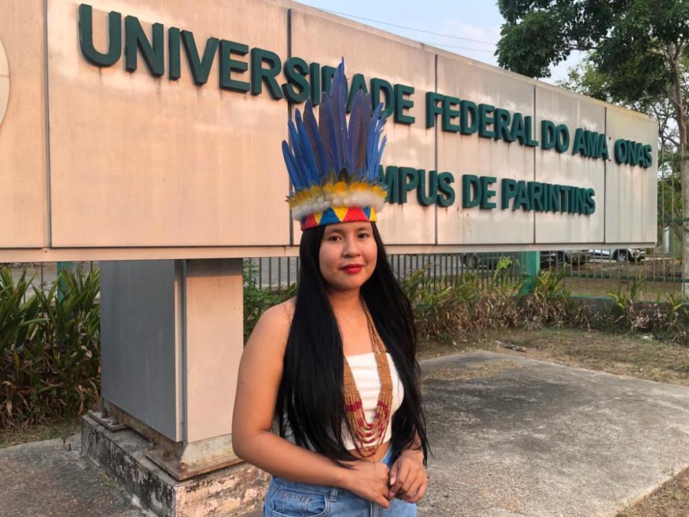 Emilli Marolix é primeira Jornalista Indígena formada pela UFAM/Parintins