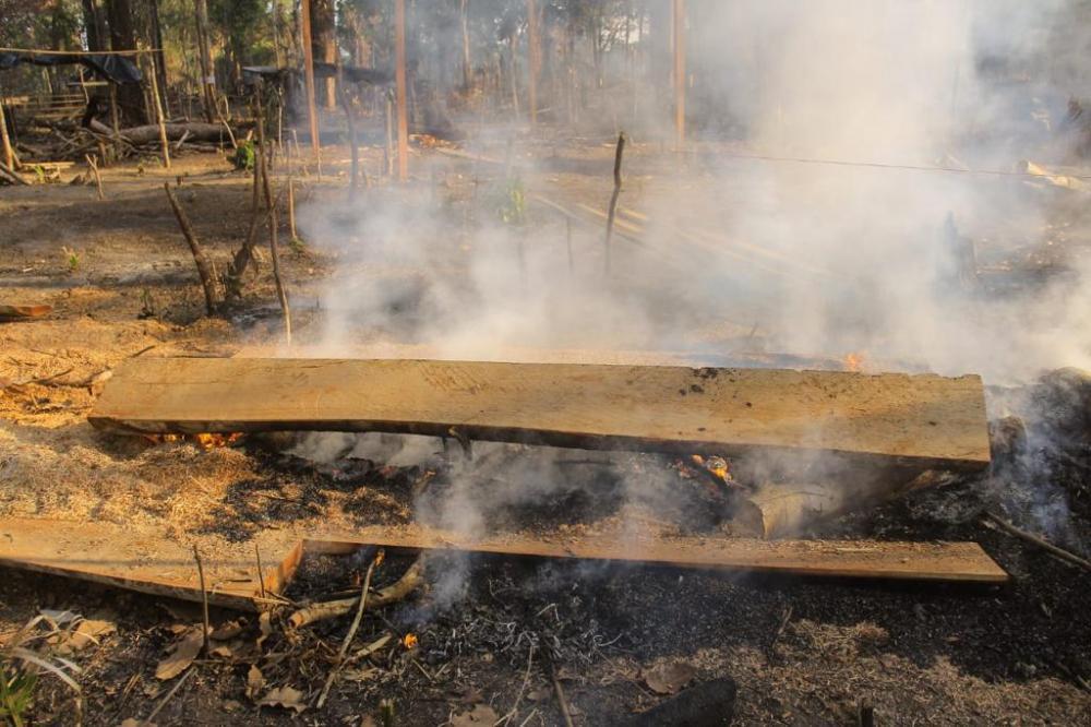 Em Parintins, Sedema e brigadistas trabalham no combate a incêndios urbanos e rurais