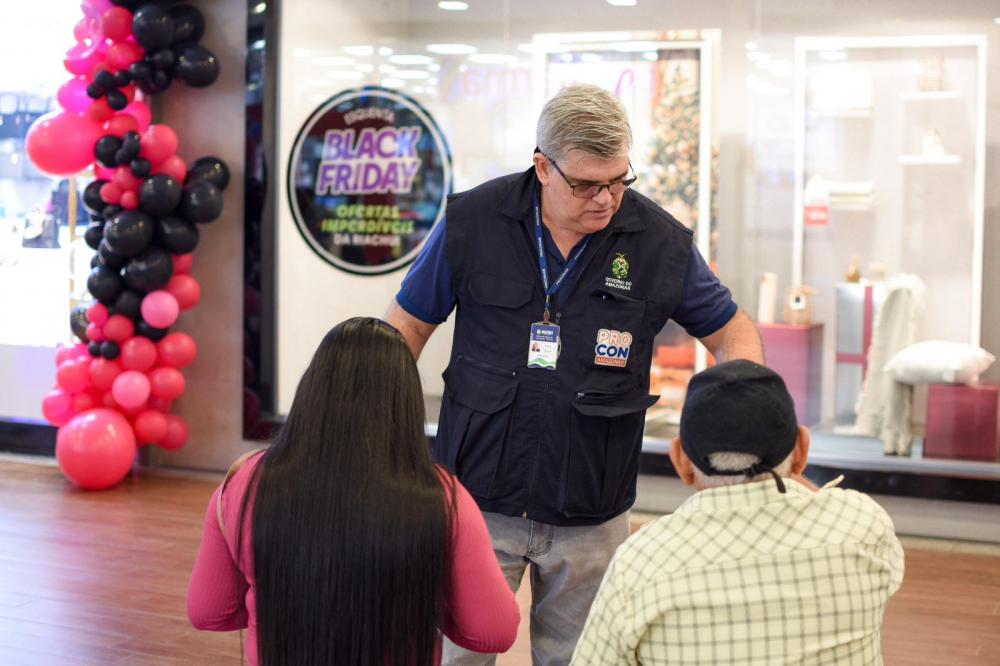 Procon-AM orienta consumidores sobre riscos nas falsas promoções da Black Friday