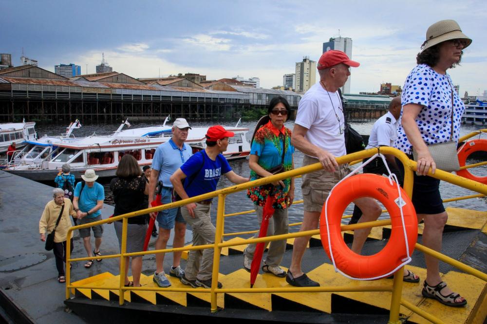 Temporada de Cruzeiros em Manaus é recebida com hospitalidade e diversidade cultural