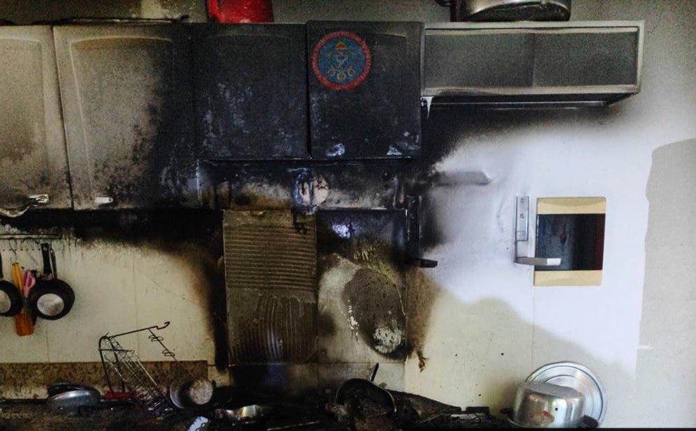 Em Manaus, bombeiros evitam propagação de incêndio em residência no bairro da Glória