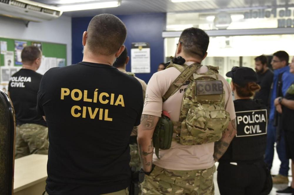 Polícia Civil do Amazonas deflagra Operação Cartão Marcado e prende dupla por aplicar golpes bancários em idosos
