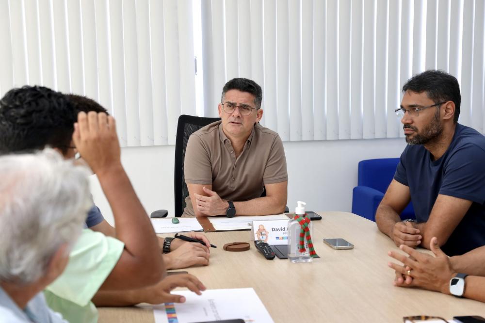 David Almeida realiza reunião para definir novas ações e ampliação de serviços em 2024