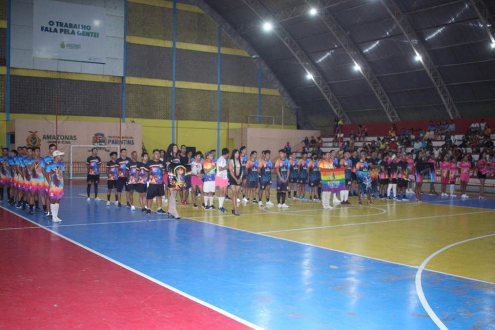 Gaymada Social: alimentos arrecadados serão doados para famílias de Parintins