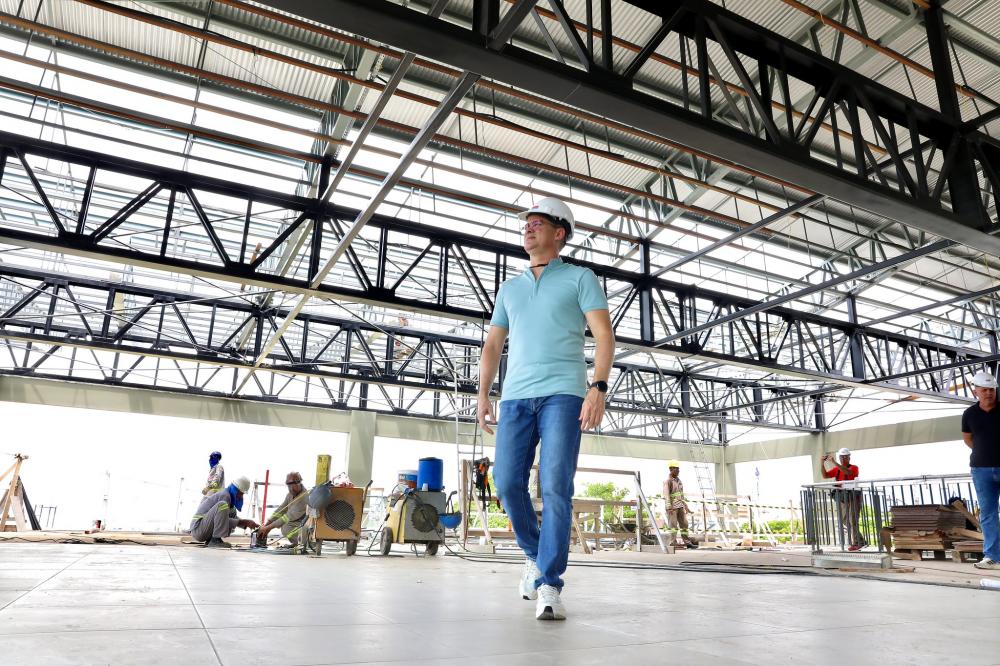 David Almeida vistoria serviços de instalação e montagens executadas em obras do ‘Nosso Centro’