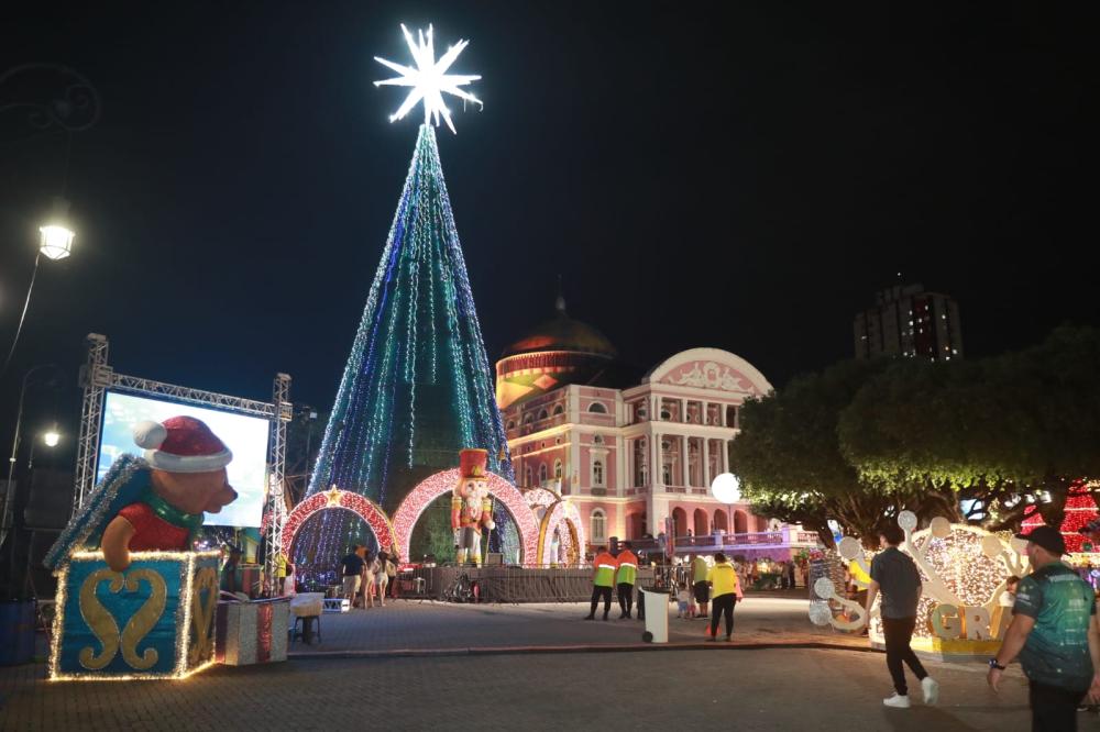 Mais de 2 mil agentes estão nas ruas para garantir a segurança nas festas de réveillon do Amazonas