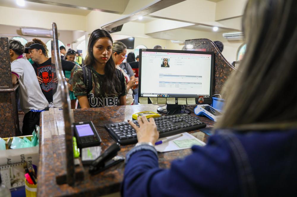 Prefeitura de Manaus abre prazo para cadastro e recadastro da meia-passagem estudantil 2024