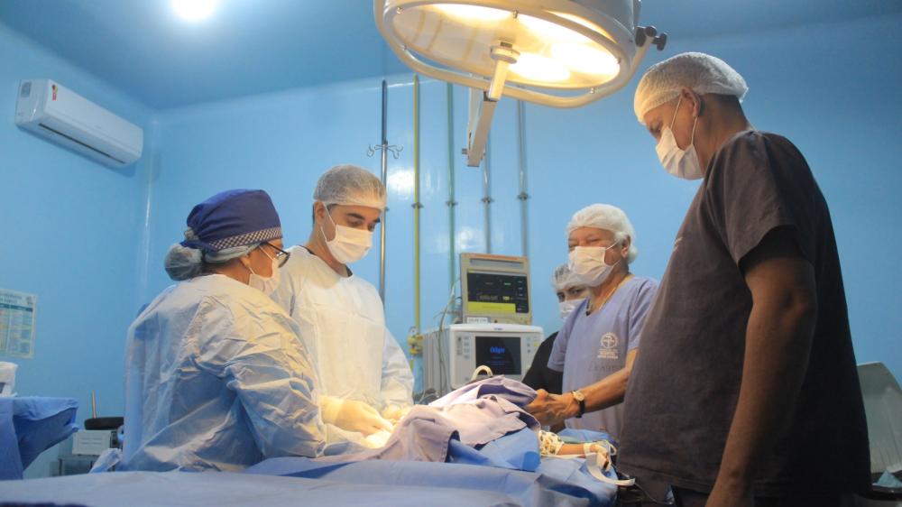 Jornada ortopédica beneficia crianças e pais agradecem Prefeitura de Parintins