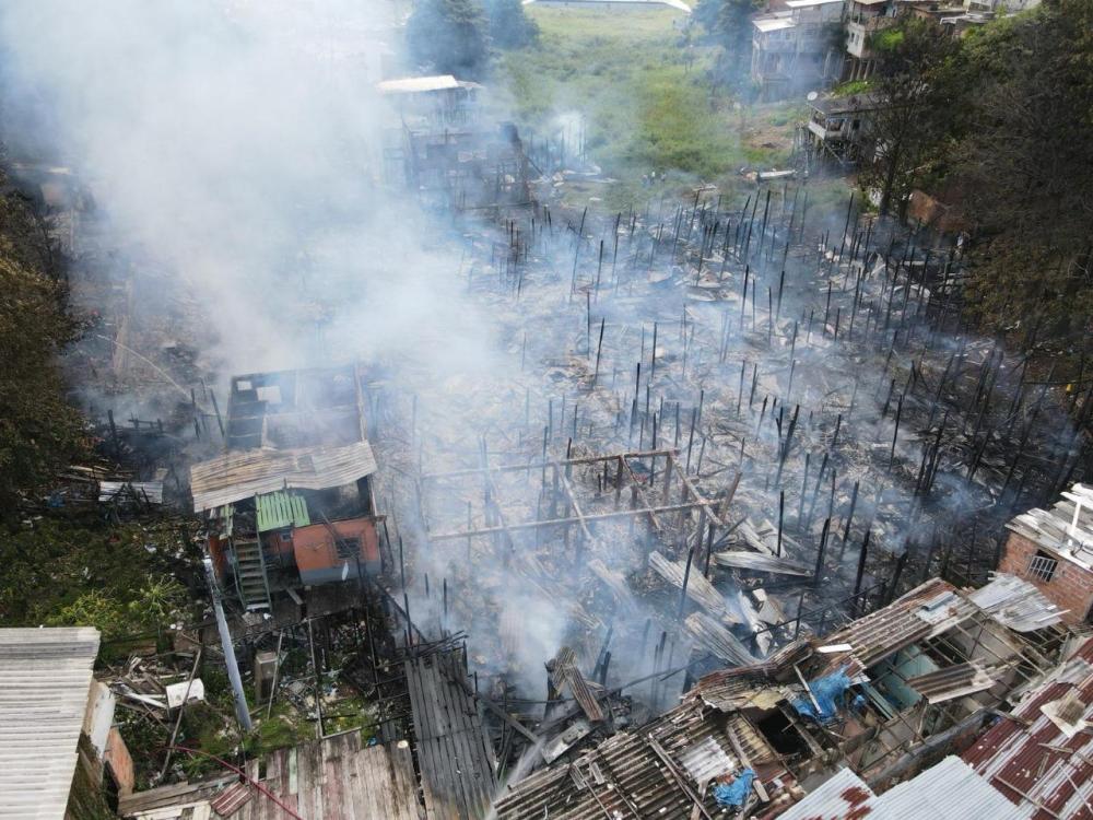 Cast intensifica campanha para ajudar famílias do Bairro do Céu, em Manaus