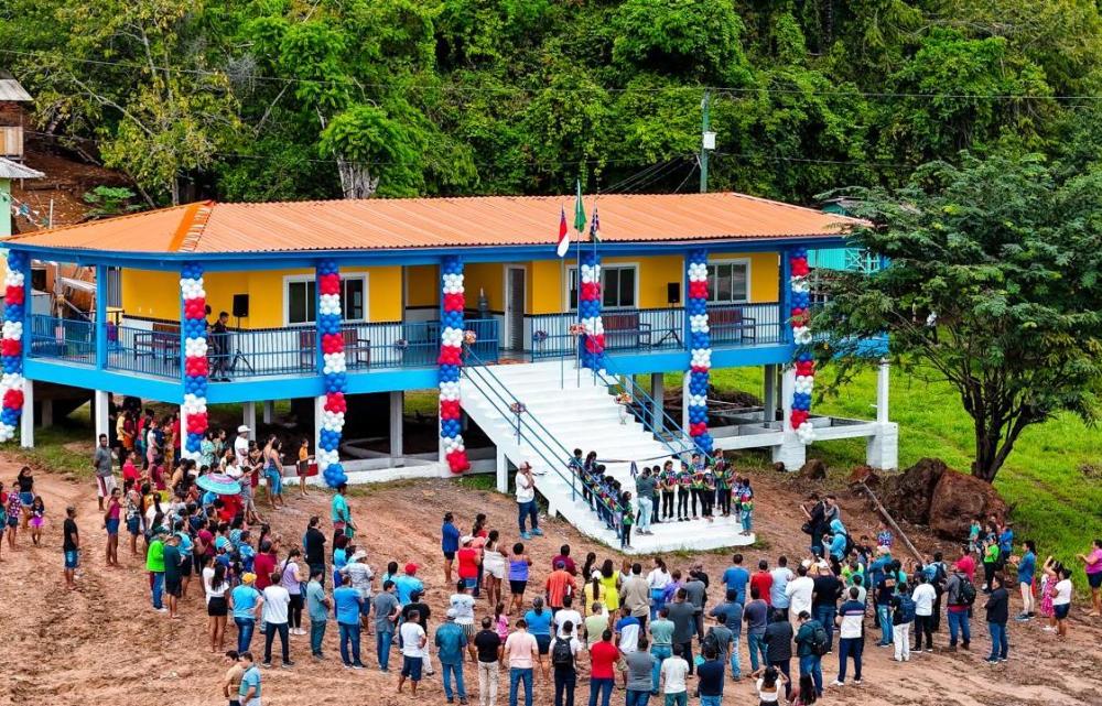 Prefeitura de Parintins entrega terceira escola em alvenaria na região de várzea