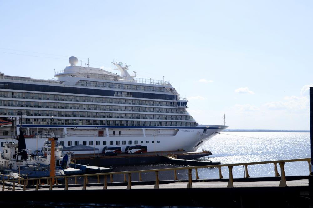 Chegada do navio Viking Sea nesta terça-feira abre a temporada 2023/2024 de cruzeiros em Manaus