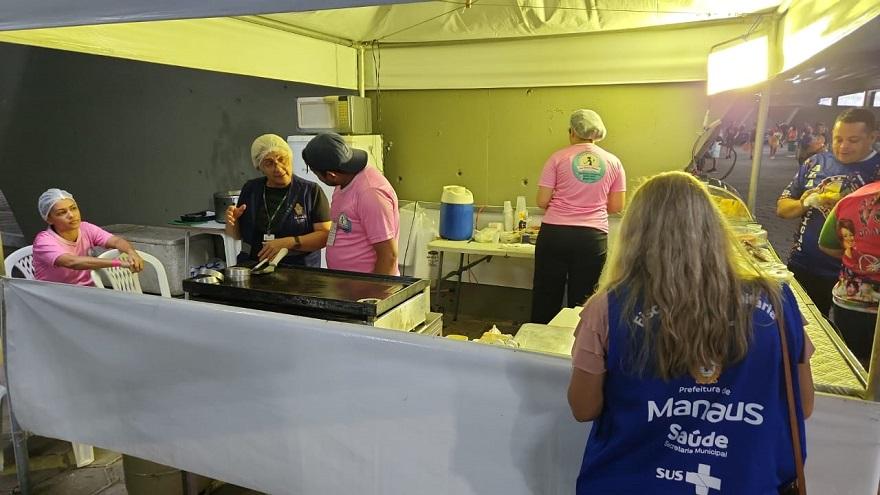 Prefeitura de Manaus monitora segurança sanitária no Sambódromo durante os desfiles