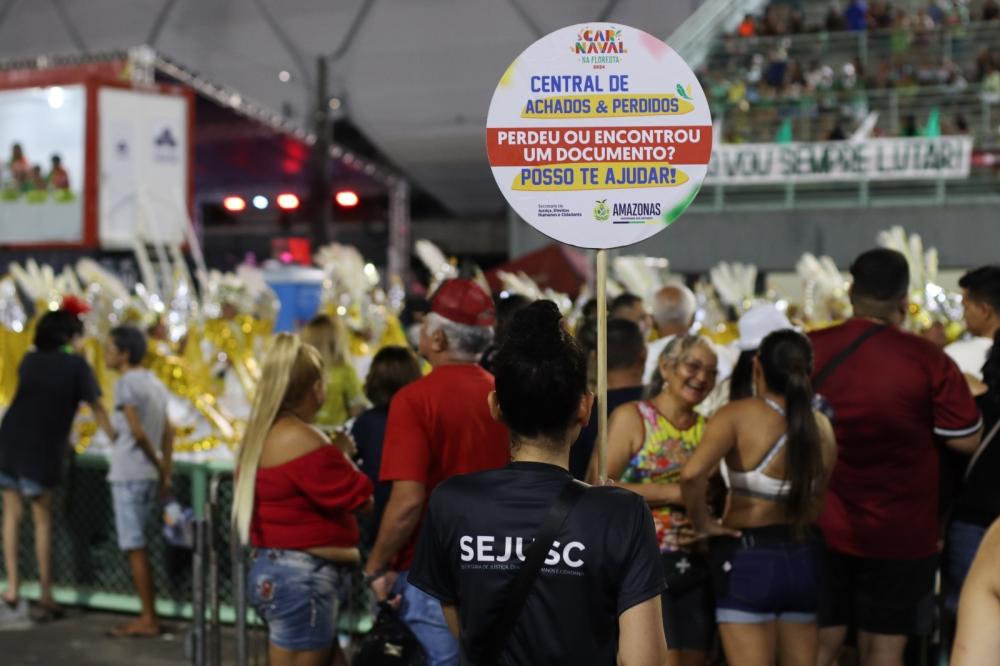 Carnaval na Floresta: ações para prevenir violações de direitos alcançaram mais de 1 mil pessoas em três noites de desfile