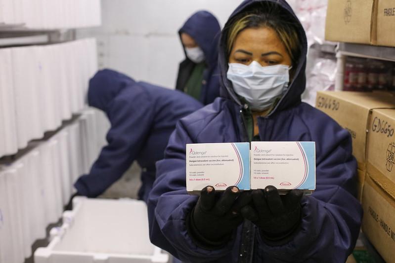 Prefeitura inicia imunização de crianças de 10 e 11 anos contra dengue no próximo dia 22/2