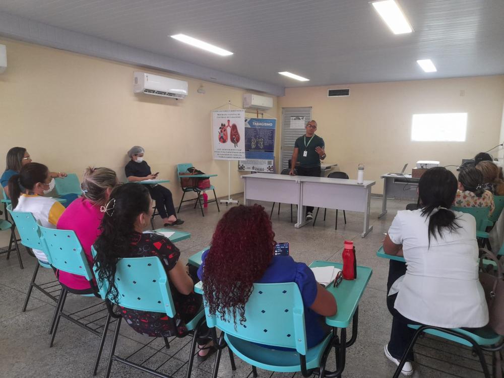 Equipe da UBS Carmen Nicolau é treinada para a oferta do exame de diagnóstico da tuberculose latente