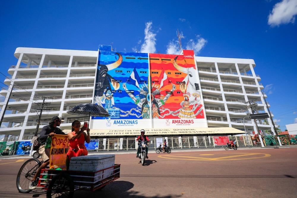Governo do Estado lança concurso para novo mural da fachada do Bumbódromo de Parintins 