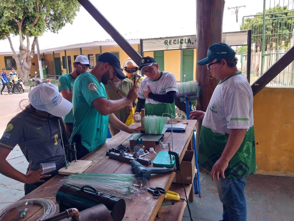 Coleta Seletiva e Educação Ambiental promovidas pela Prefeitura são temas de TCC em Parintins
