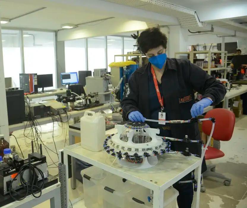 CNPq lança edital para apoiar formação de mulheres em ciências exatas