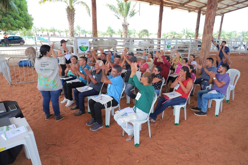 Em Manicoré, Governo oferece cursos para profissionalização de produtores rurais de cooperativas e associações