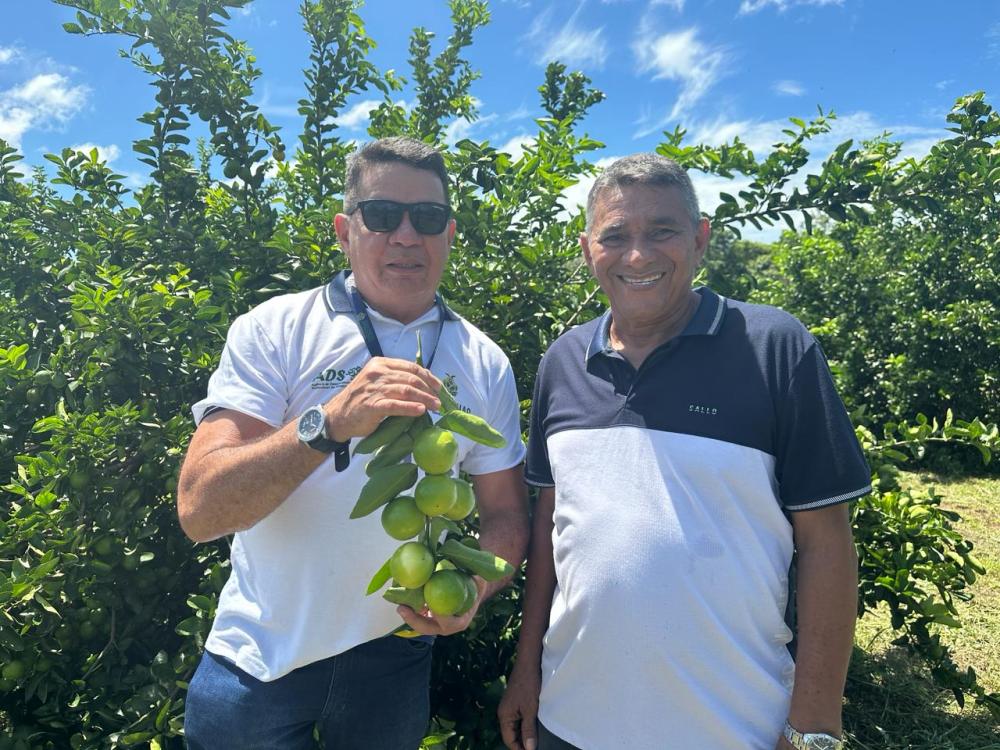 Balcão de Negócios: Governo do Estado assegura emprego e renda à comunidade rural de Iranduba