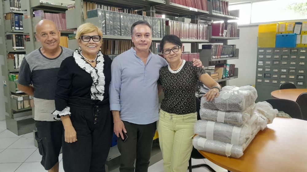 PGE-AM e Secretaria de Cultura firmam parceria para restaurar acervo de documentos centenários pertencentes ao órgão