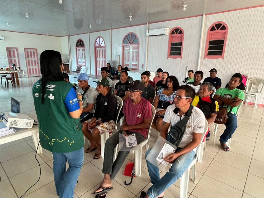 Governo do Amazonas promove cursos para capacitação de produtores rurais em Anamã