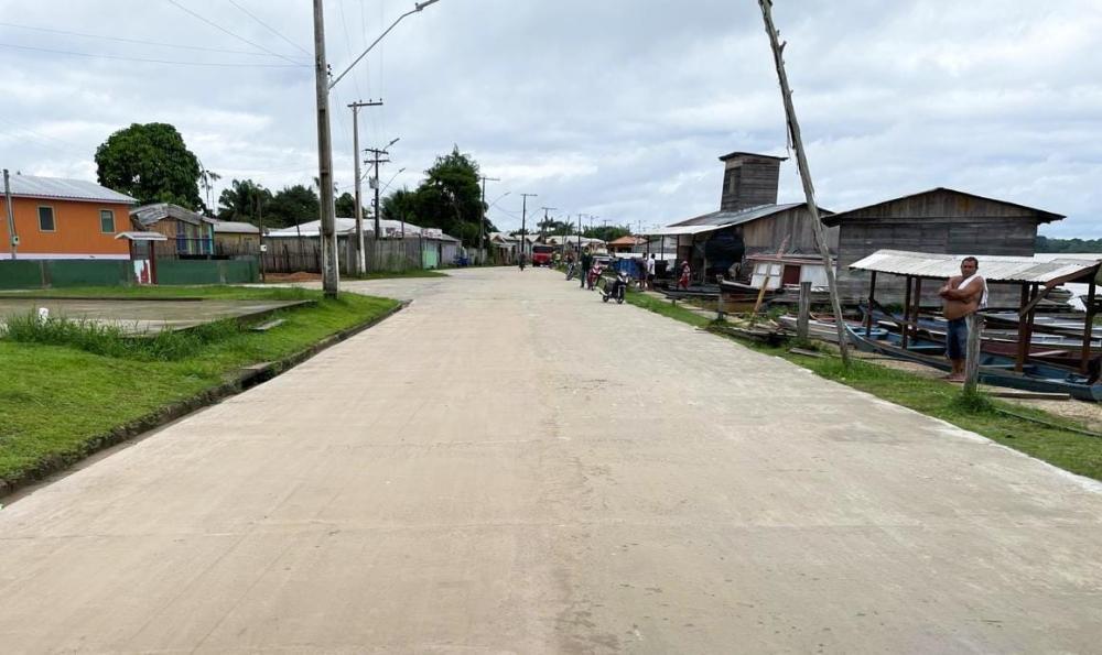 Governo do Amazonas realiza obras de reconstrução e pavimentação das ruas de Canutama