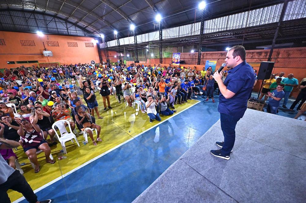 Roberto Cidade reúne centenas de pessoas em Petrópolis em apoio à sua pré-candidatura à Prefeitura de Manaus