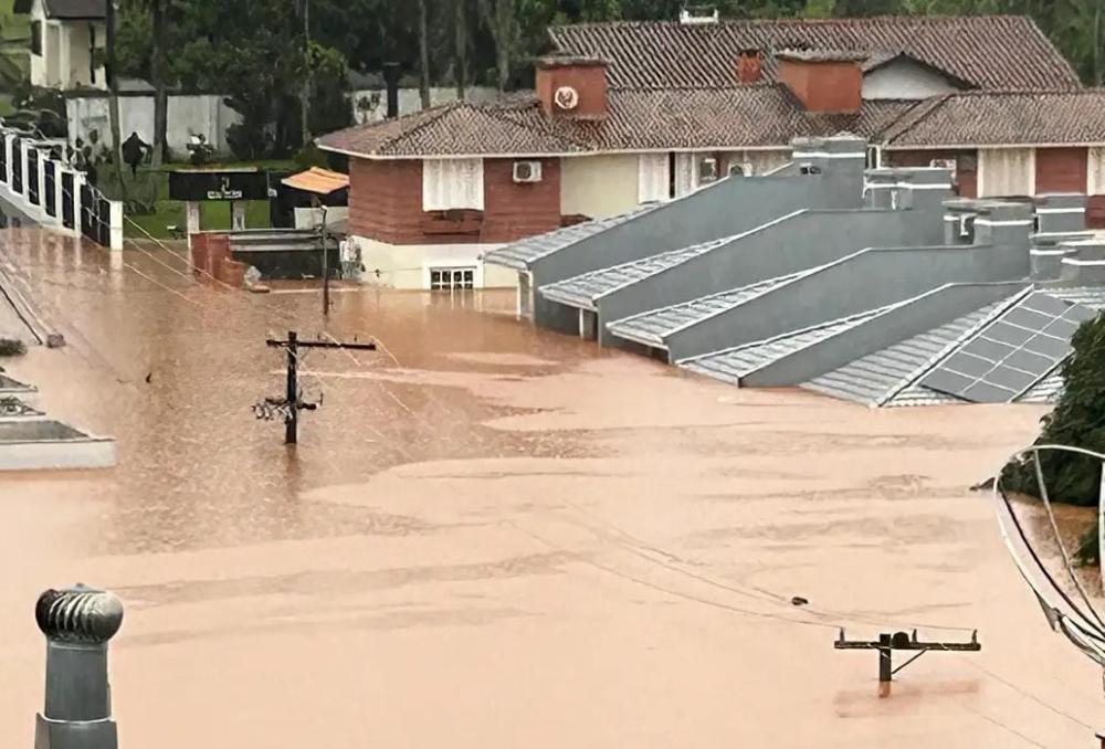 Sobe para 83 número de mortes no Rio Grande do Sul pelas fortes chuvas