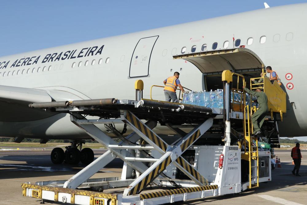 Governo do Amazonas envia 30 mil copos de água para o Rio Grande do Sul