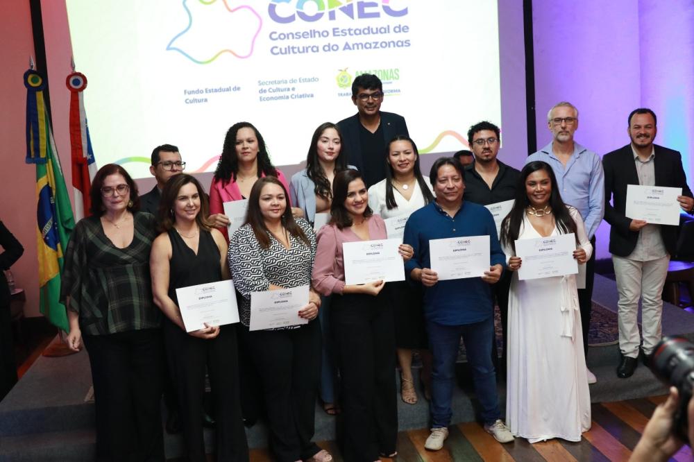 Novos membros do Conselho Estadual de Cultura tomam posse no Palacete Provincial