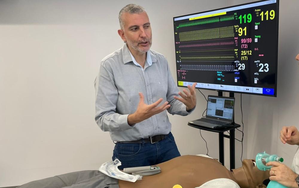 Atuando nas UTIs, médicos intensivistas precisam estar preparados para decisões em situações de muita gravidade