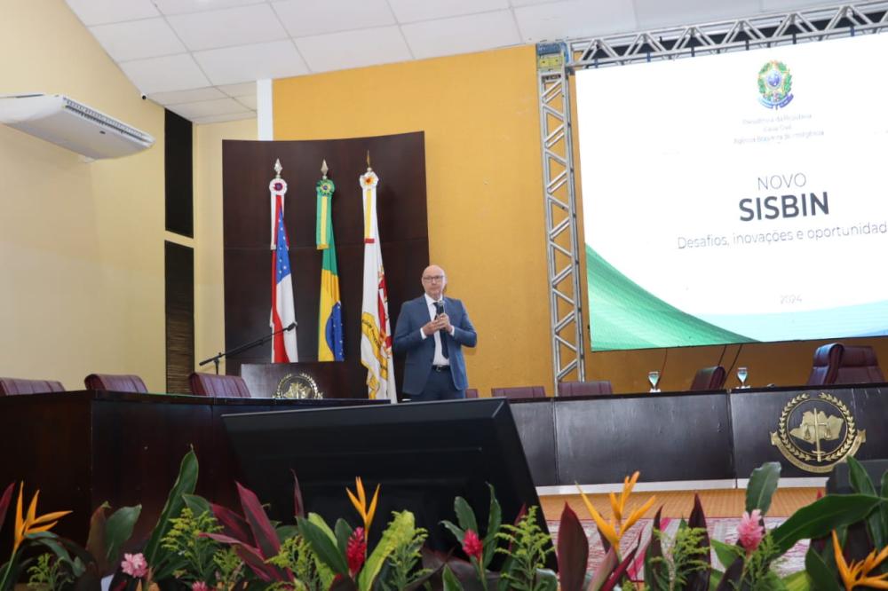 Diretor-geral da Abin fala sobre Inovações no Sistema Brasileiro de Inteligência, no MPAM