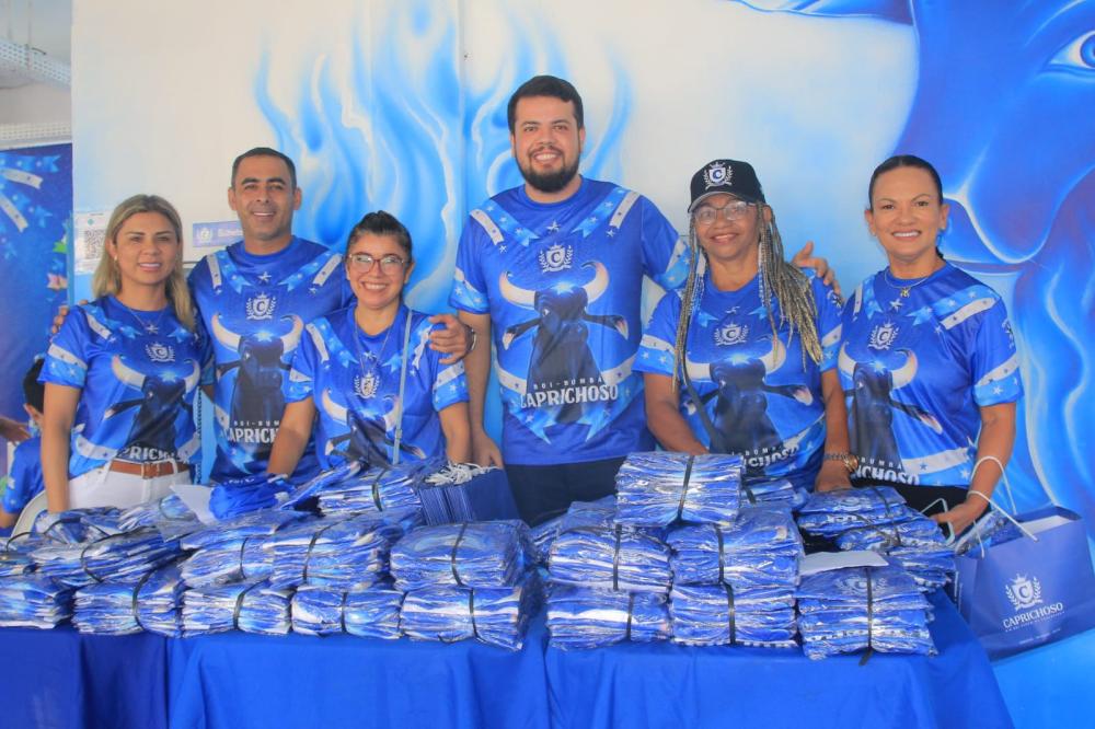 Valorização: sócios do Boi Caprichoso recebem camisa exclusiva da temporada 2024