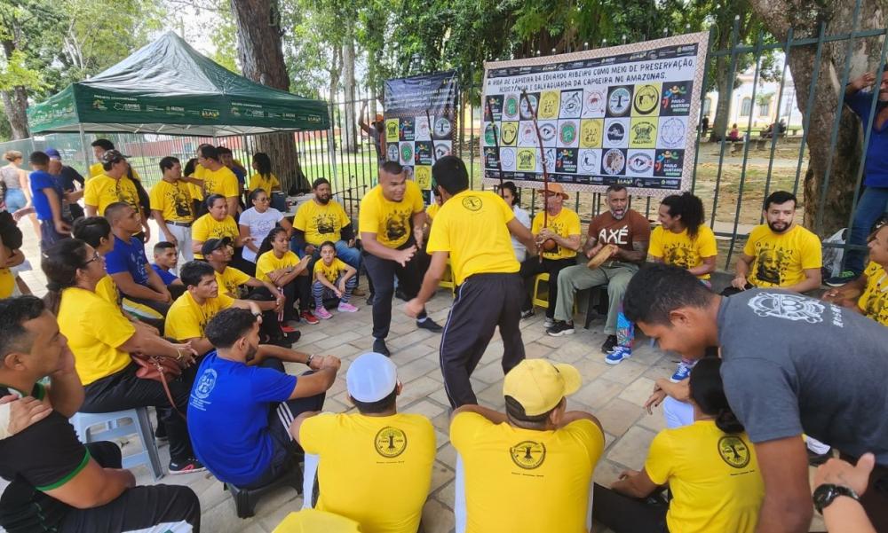 Roda de Capoeira da avenida Eduardo Ribeiro promove vivência com Mestre Gato neste domingo