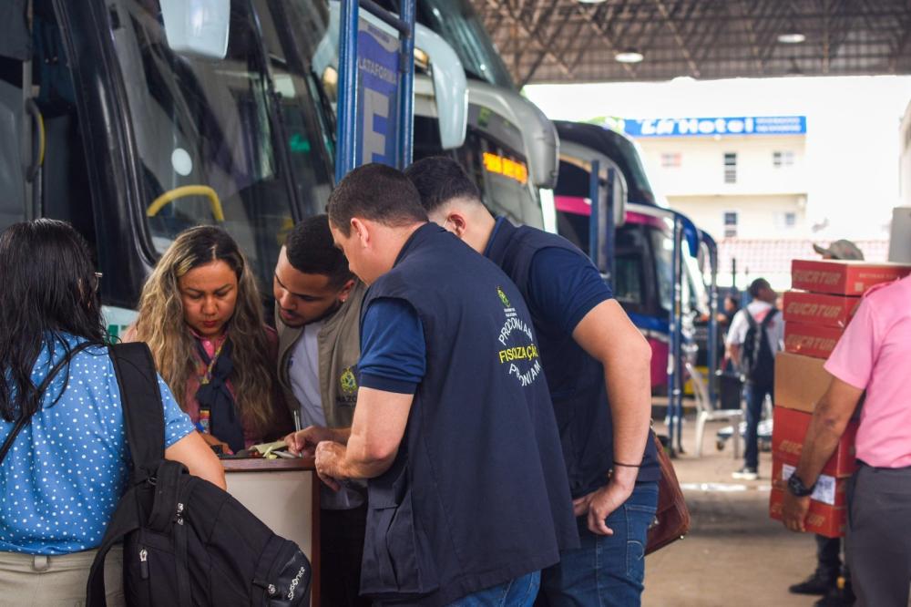 Procon-AM orienta população sobre viagens de ônibus no feriado de Corpus Christi
