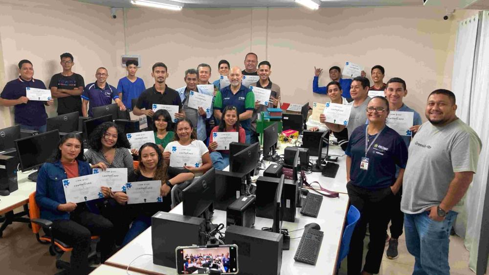 Governo do Amazonas certifica alunos do primeiro curso de Internet das Coisas (IoT), no interior do estado