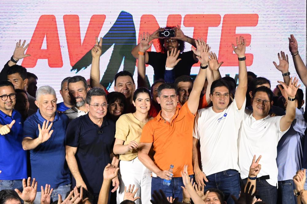 David Almeida lança pré-candidatura à reeleição com olhar voltado para as suas origens