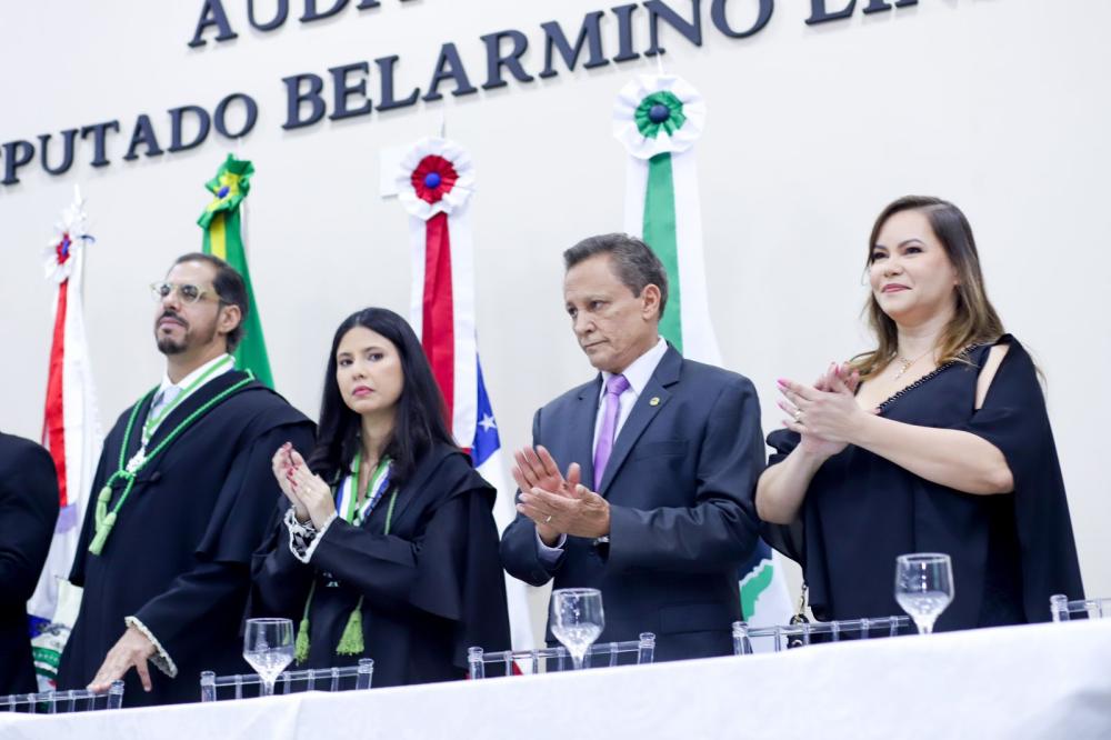 Adjuto Afonso participa da posse dos novos defensores públicos do Estado do Amazonas