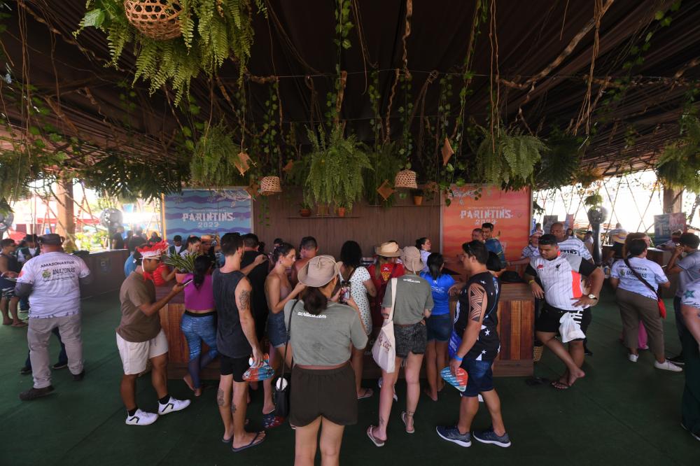 Festival de Parintins: Turistódromo reúne de forma gratuita os principais serviços de atendimento aos visitantes