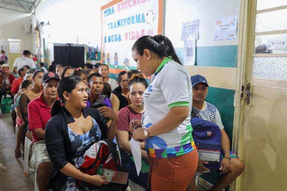 Prefeitura de Manaus participa de ação para beneficiar moradores do Colônia Antônio Aleixo