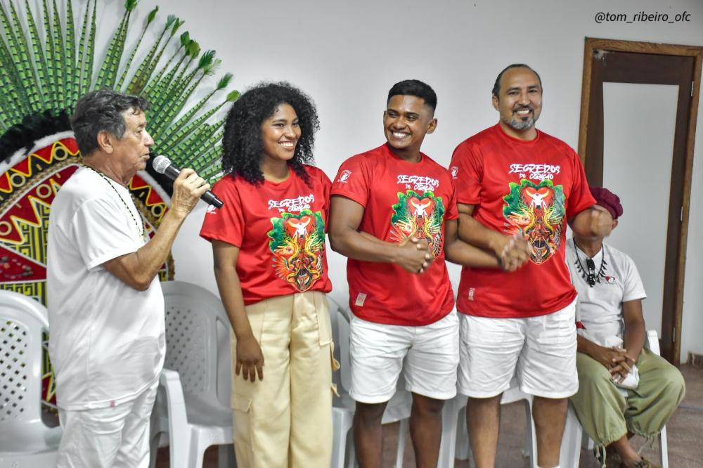 Boi Garantido apresenta novos Pai Francisco, Catirina e Gazumbá para o Festival