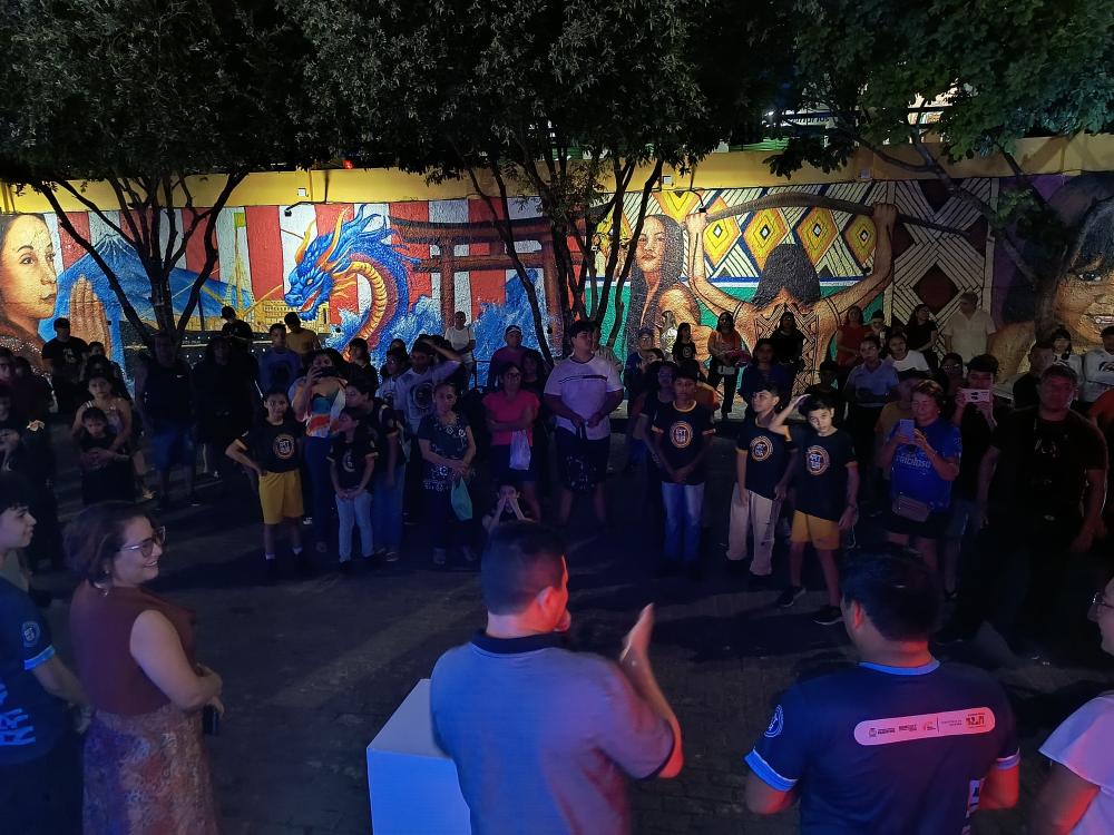 Em Parintins, Coletivo Ártrua inaugura mural do porto e homenageia imigrantes