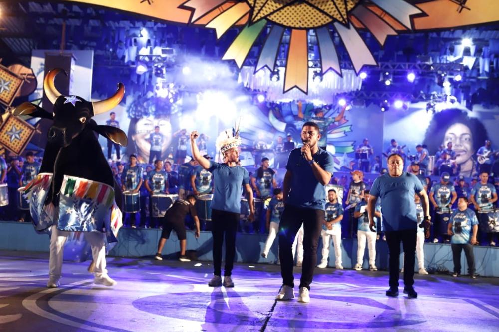 Espetáculo azul e branco: Caprichoso realiza primeiro ensaio técnico e emociona o torcedor azulado